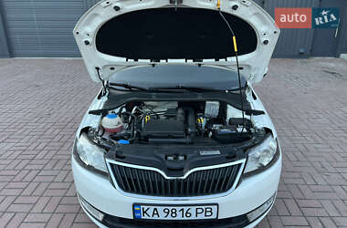 Лифтбек Skoda Rapid 2015 в 