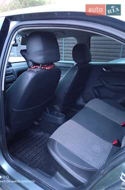 Лифтбек Skoda Rapid 2013 в 