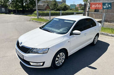Лифтбек Skoda Rapid 2015 в 
