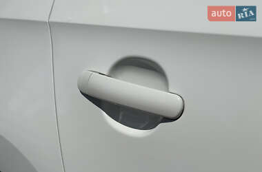 Лифтбек Skoda Rapid 2015 в 