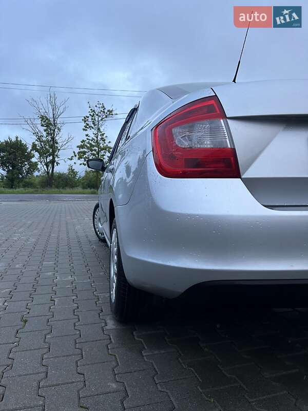 Хэтчбек Skoda Rapid 2013 в Черновцах фото 10 Хэтчбек Skoda Rapid 2013 в Черновцах