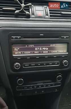 Ліфтбек Skoda Rapid 2013 в 