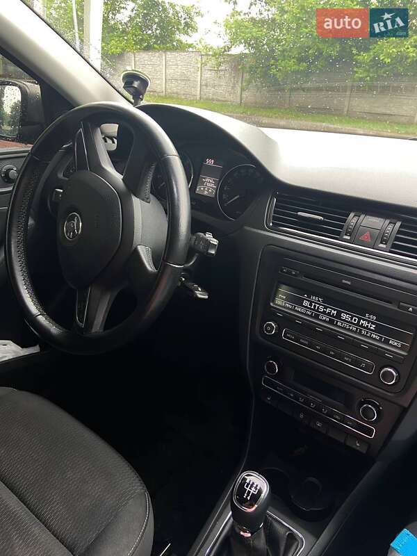 Лифтбек Skoda Rapid 2013 в Фастове