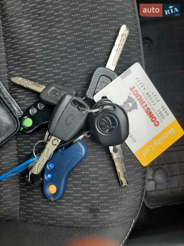 Лифтбек Skoda Rapid 2013 в Фастове