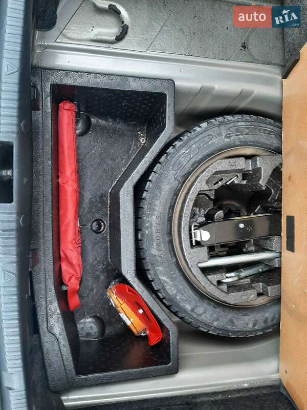 Лифтбек Skoda Rapid 2013 в Фастове