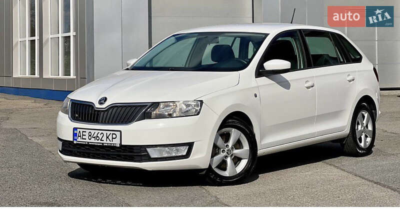 Хетчбек Skoda Rapid 2014 в 