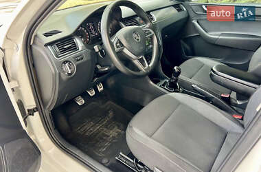 Хетчбек Skoda Rapid 2014 в 