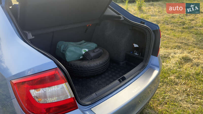 Ліфтбек Skoda Rapid 2013 в Кропивницькому