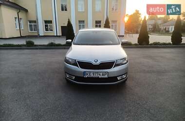 Лифтбек Skoda Rapid 2013 в 