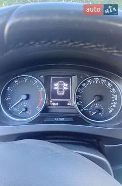Лифтбек Skoda Rapid 2015 в 