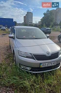 Лифтбек Skoda Rapid 2013 в Киеве