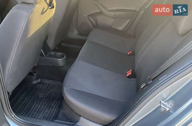 Лифтбек Skoda Rapid 2013 в 