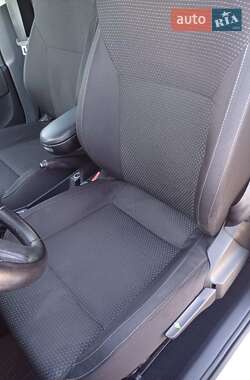 Лифтбек Skoda Rapid 2013 в 