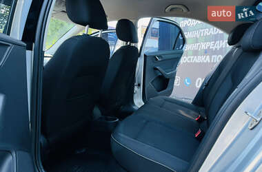 Лифтбек Skoda Rapid 2013 в 