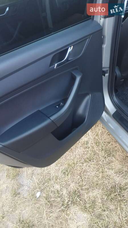 Лифтбек Skoda Rapid 2013 в Кропивницком