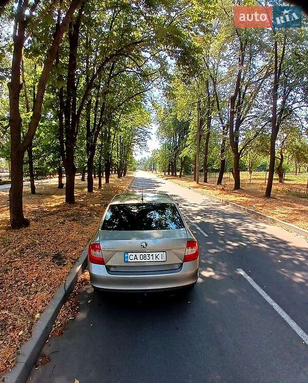 Ліфтбек Skoda Rapid 2013 в Смілі фото 5 Ліфтбек Skoda Rapid 2013 в Смілі