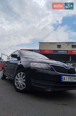 Хэтчбек Skoda Rapid 2015 в Киеве