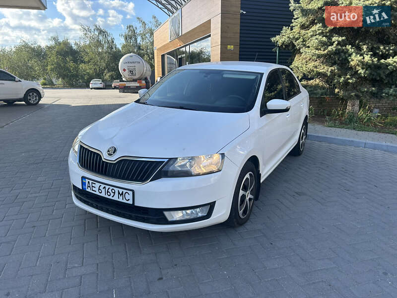 Skoda Rapid 2015
