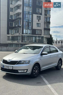 Skoda Rapid 2015