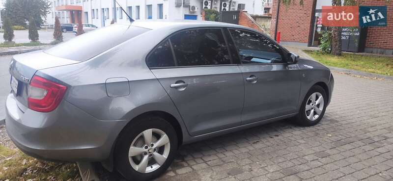 Лифтбек Skoda Rapid 2012 в Львове