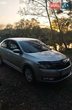 Хэтчбек Skoda Rapid 2013 в 