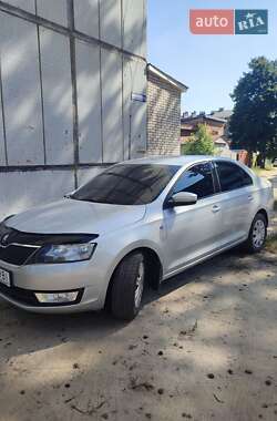 Хэтчбек Skoda Rapid 2013 в 