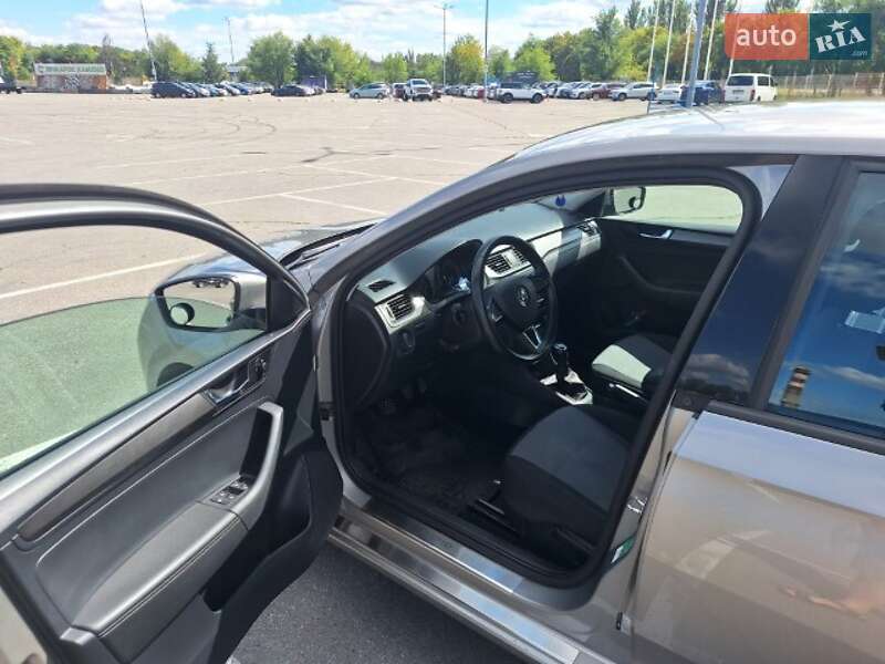 Лифтбек Skoda Rapid 2017 в Днепре фото 7 Лифтбек Skoda Rapid 2017 в Днепре