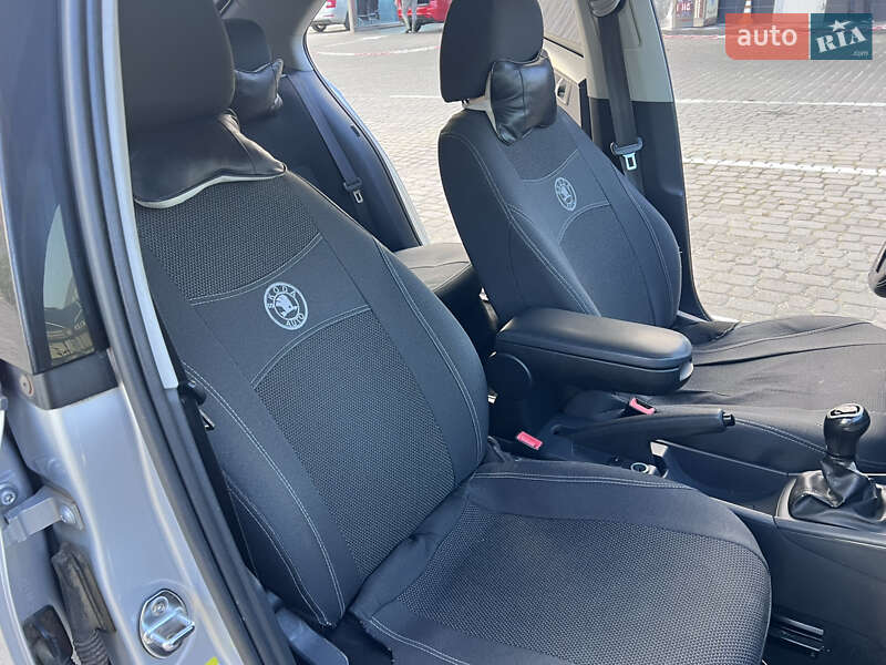 Лифтбек Skoda Rapid 2012 в Львове