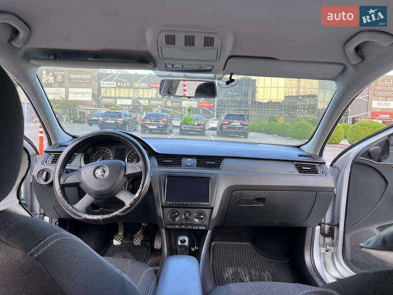 Лифтбек Skoda Rapid 2012 в Львове