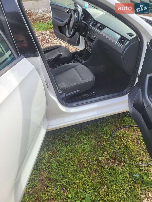 Хэтчбек Skoda Rapid 2014 в Скалате фото 8 Хэтчбек Skoda Rapid 2014 в Скалате