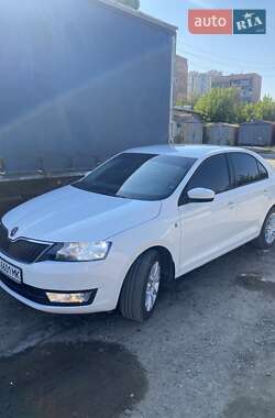 Skoda Rapid 2013