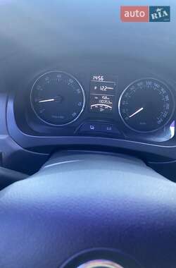 Лифтбек Skoda Rapid 2013 в 