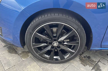 Хетчбек Skoda Rapid 2015 в 