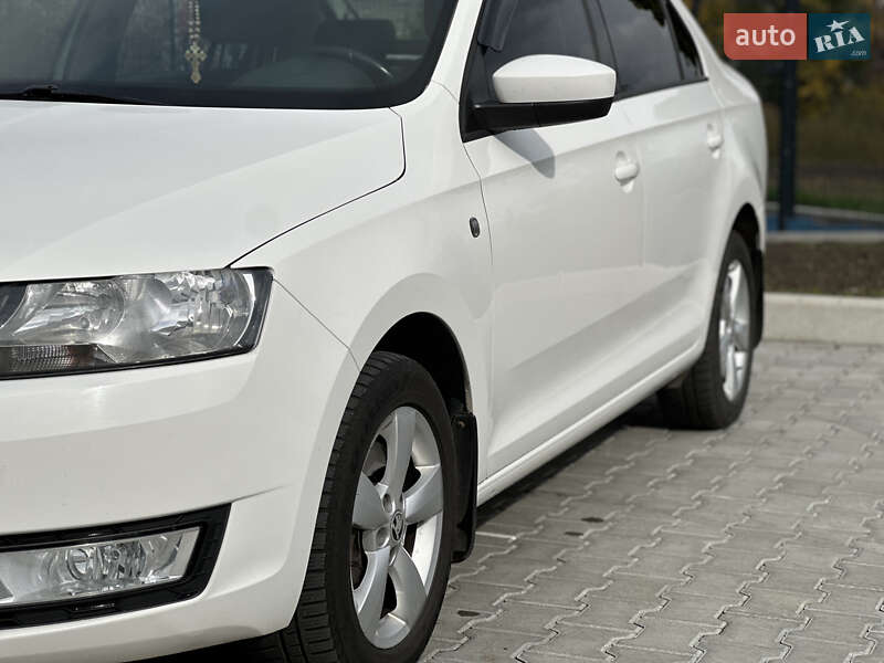 Ліфтбек Skoda Rapid 2014 в Кропивницькому