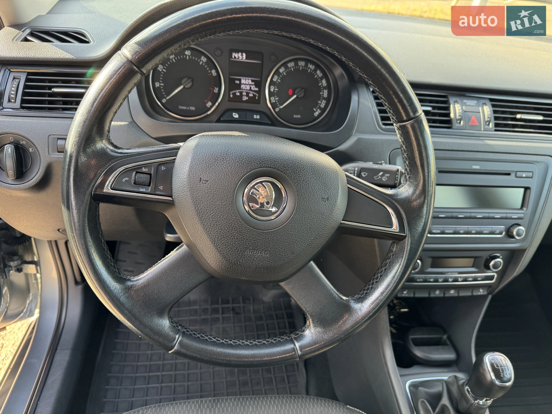 2013 Skoda Rapid - мініатюра 15