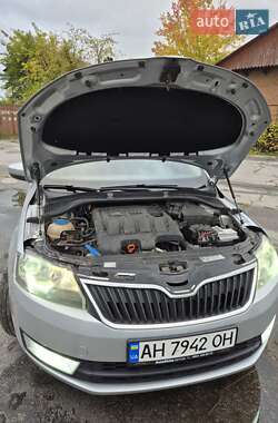 Лифтбек Skoda Rapid 2013 в 