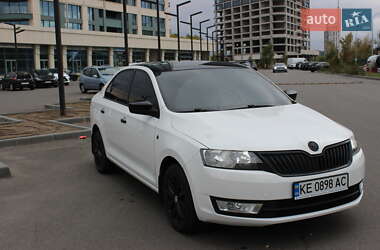 Лифтбек Skoda Rapid 2013 в 