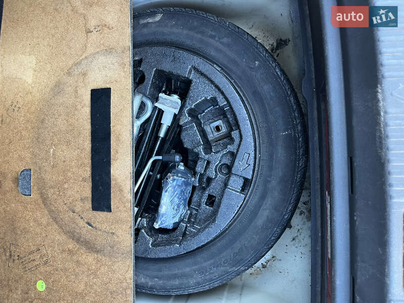 Хэтчбек Skoda Rapid 2015 в Киеве фото 17 Хэтчбек Skoda Rapid 2015 в Киеве