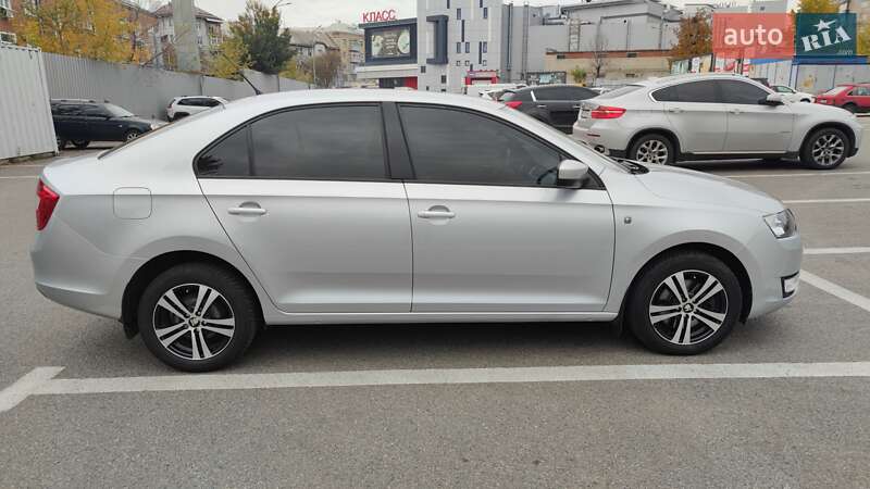 Лифтбек Skoda Rapid 2013 в Харькове