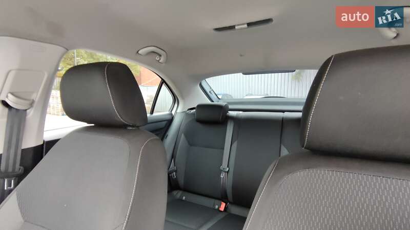 Лифтбек Skoda Rapid 2013 в Харькове