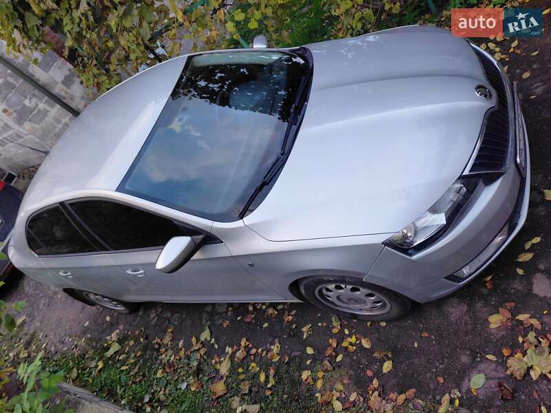 Хэтчбек Skoda Rapid 2014 в Львове