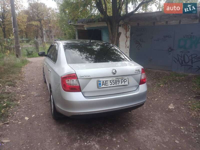 Ліфтбек Skoda Rapid 2013 в Кривому Розі