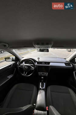 Лифтбек Skoda Rapid 2015 в 