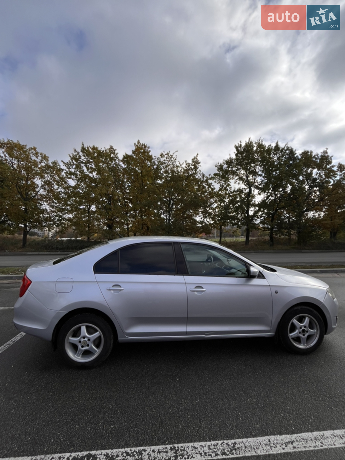 2015 Skoda Rapid - фото 1