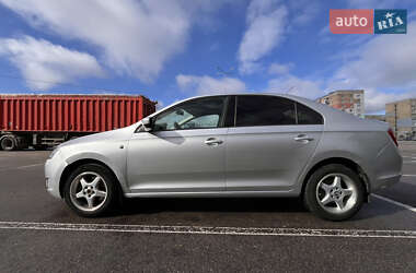 Лифтбек Skoda Rapid 2015 в 