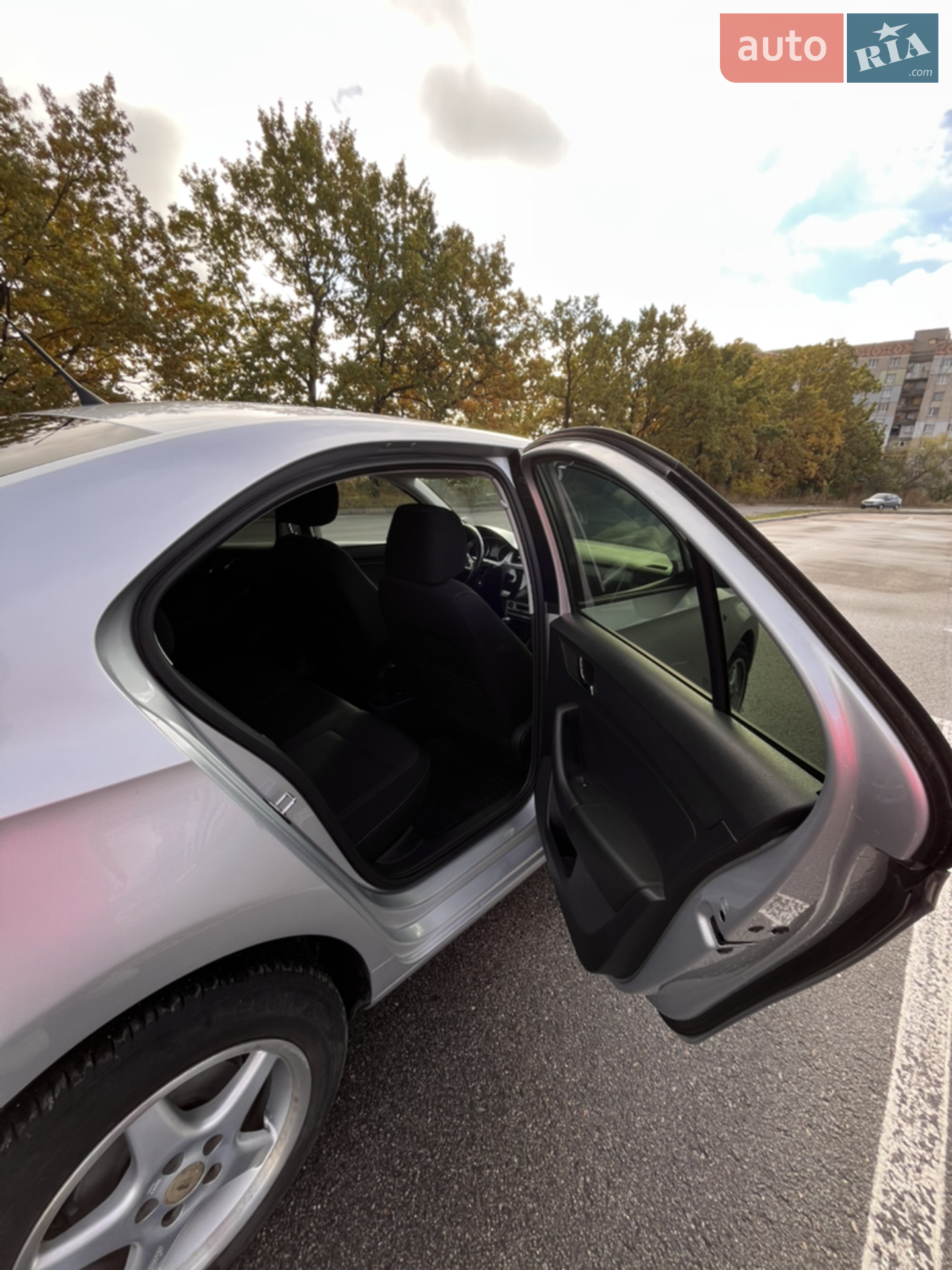 2015 Skoda Rapid - мініатюра 8