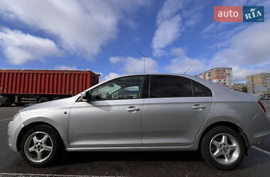 Лифтбек Skoda Rapid 2015 в 