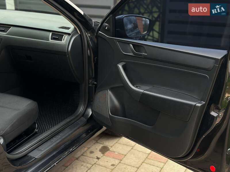 Лифтбек Skoda Rapid 2013 в Самборе