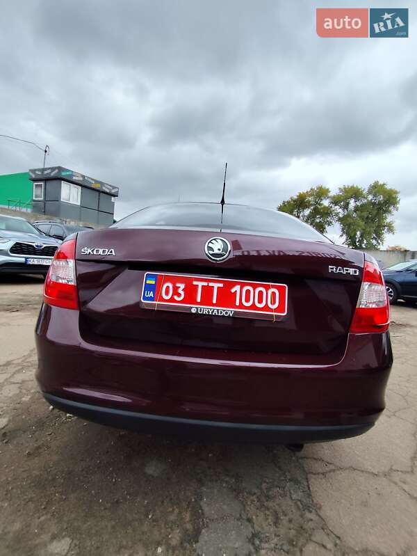 Лифтбек Skoda Rapid 2013 в Чернигове фото 10 Лифтбек Skoda Rapid 2013 в Чернигове