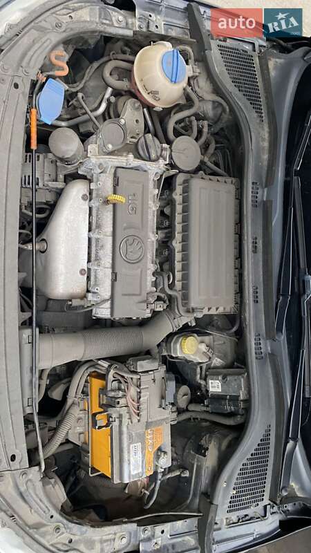 Лифтбек Skoda Rapid 2013 в Киеве